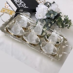 6 Kişilik Kesme Cam Bardak Gümüş Bordürlü Çay Seti çay sunumlarında kullanılır