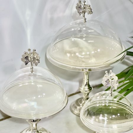 Üçlü Set Kapaklı Pasta Standı sofra sunumlarında kullanılır
